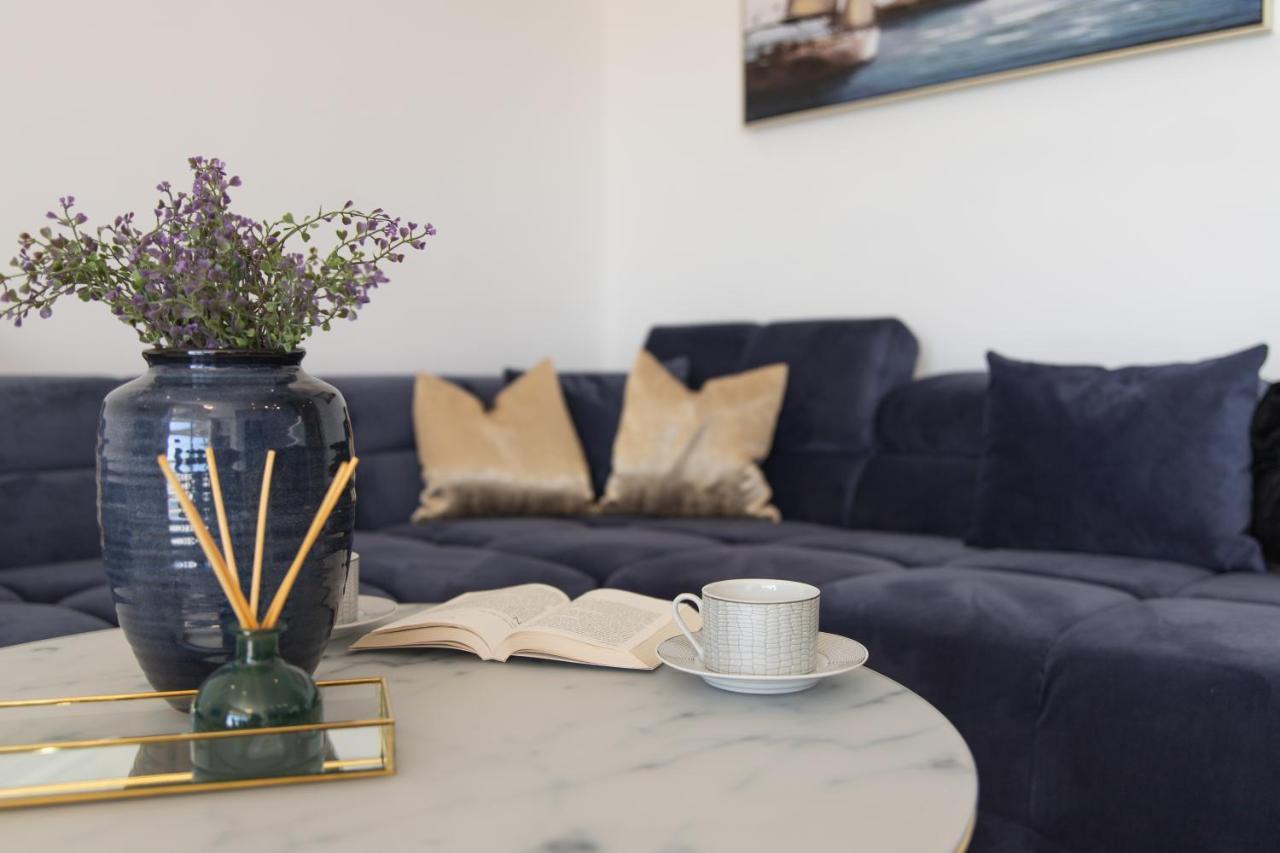 Apartman Blue Wave โตรกีร์ ภายนอก รูปภาพ
